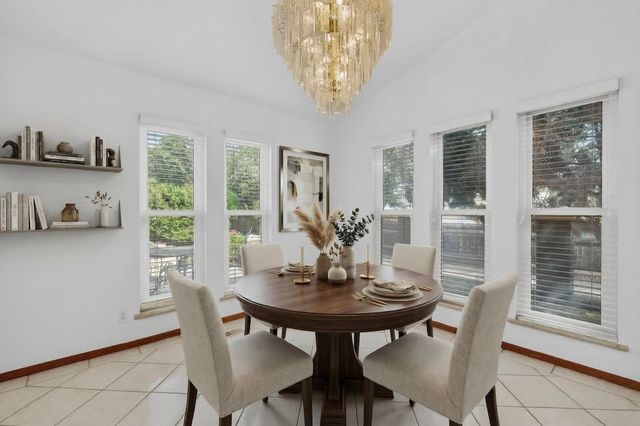 7129 Isleta Boulevard SW, Albuquerque, NM 87105