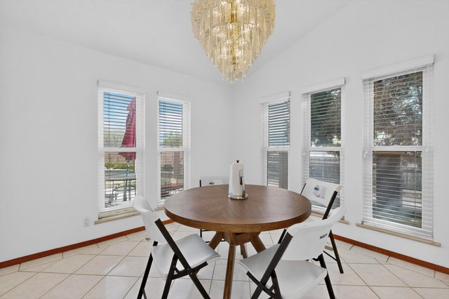 7129 Isleta Boulevard SW, Albuquerque, NM 87105