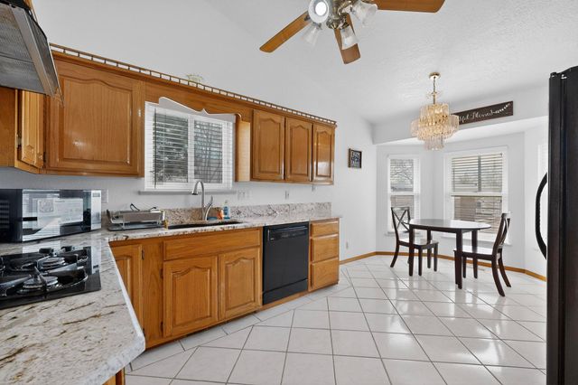 7129 Isleta Boulevard SW, Albuquerque, NM 87105