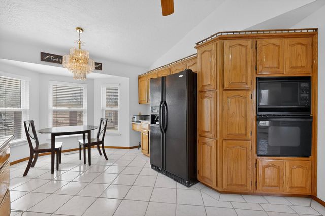 7129 Isleta Boulevard SW, Albuquerque, NM 87105