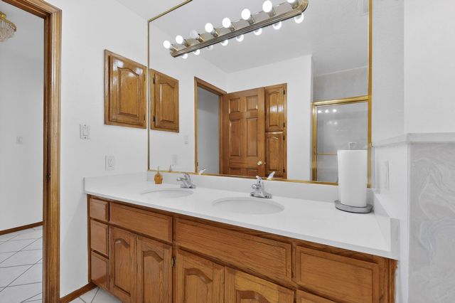 7129 Isleta Boulevard SW, Albuquerque, NM 87105