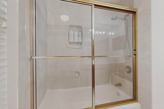 7129 Isleta Boulevard SW, Albuquerque, NM 87105