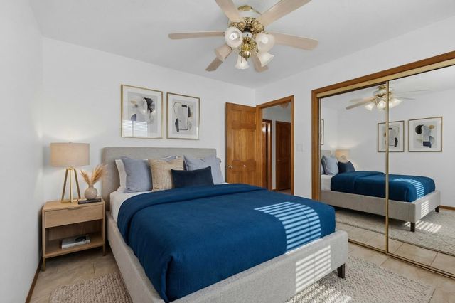 7129 Isleta Boulevard SW, Albuquerque, NM 87105