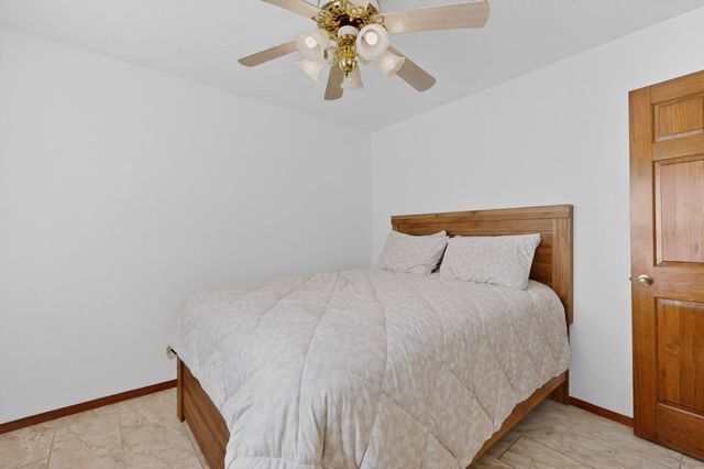 7129 Isleta Boulevard SW, Albuquerque, NM 87105