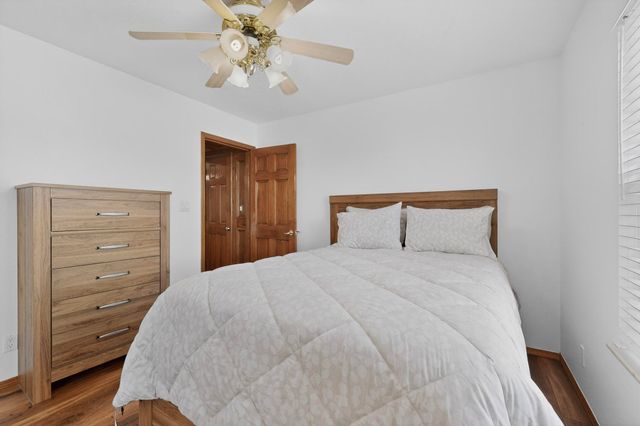 7129 Isleta Boulevard SW, Albuquerque, NM 87105