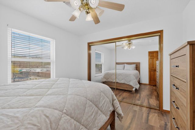 7129 Isleta Boulevard SW, Albuquerque, NM 87105