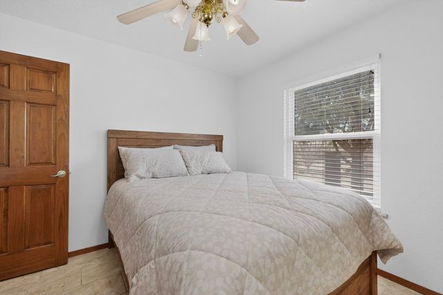 7129 Isleta Boulevard SW, Albuquerque, NM 87105