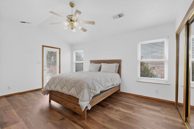 7129 Isleta Boulevard SW, Albuquerque, NM 87105