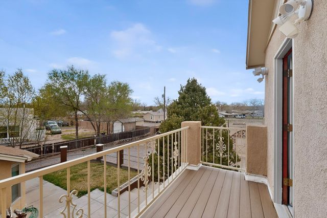 7129 Isleta Boulevard SW, Albuquerque, NM 87105