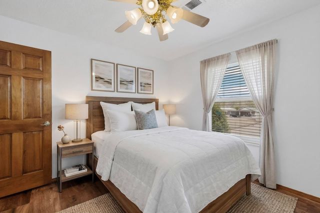 7129 Isleta Boulevard SW, Albuquerque, NM 87105