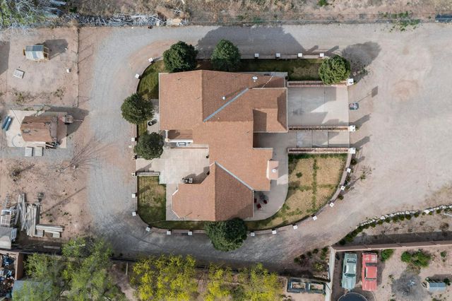 7129 Isleta Boulevard SW, Albuquerque, NM 87105