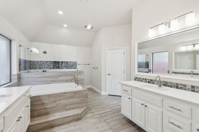 5829 Lakeside Drive, Fort Worth, TX 76179