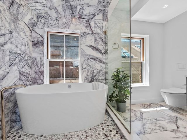 33-35 Bowdoin Street 3, Boston, MA 02114