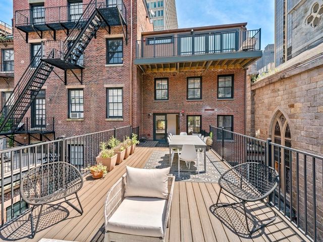 33-35 Bowdoin Street 3, Boston, MA 02114