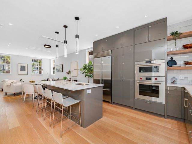 33-35 Bowdoin Street 3, Boston, MA 02114