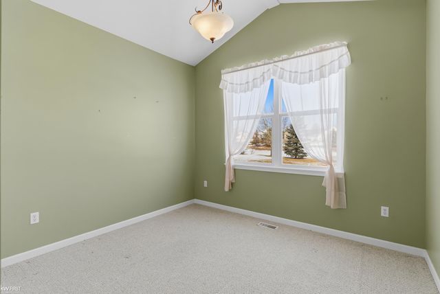 6251 Saint Charles Pass, Swartz Creek, MI 48473