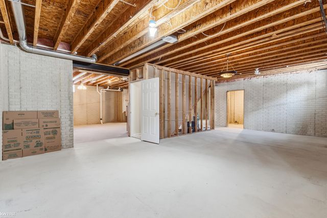 6251 Saint Charles Pass, Swartz Creek, MI 48473