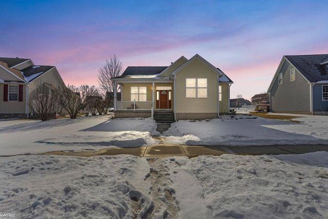 6251 Saint Charles Pass, Swartz Creek, MI 48473