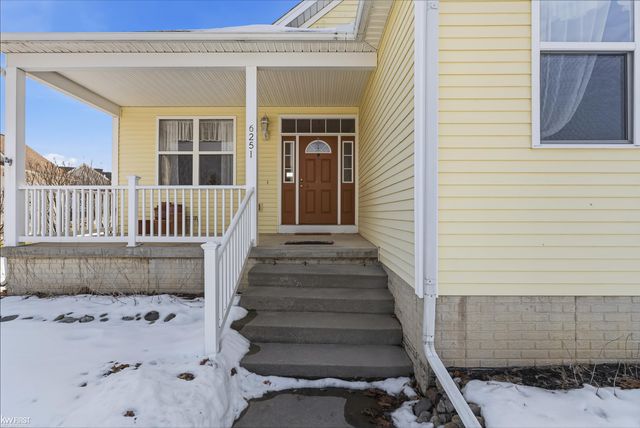 6251 Saint Charles Pass, Swartz Creek, MI 48473