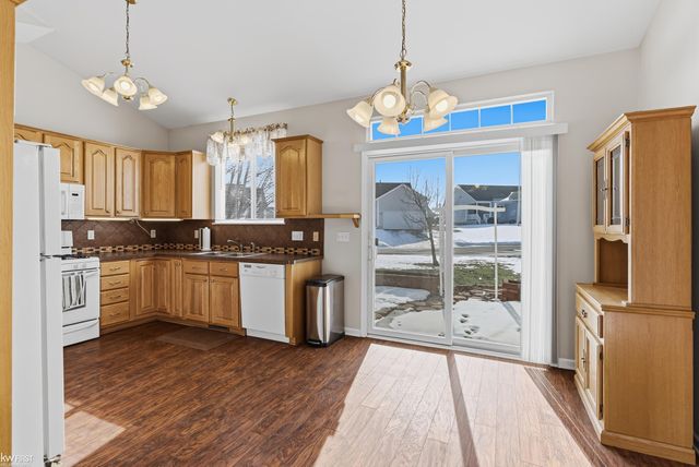 6251 Saint Charles Pass, Swartz Creek, MI 48473