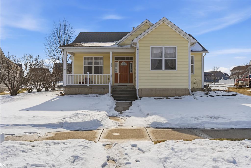 6251 Saint Charles Pass, Swartz Creek, MI 48473