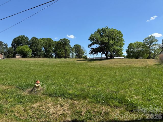 4221 Davidson Highway, Concord, NC 28027