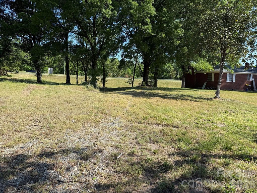 4221 Davidson Highway, Concord, NC 28027