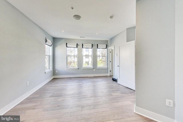 1458 PICCARD DR, Rockville, MD 20850