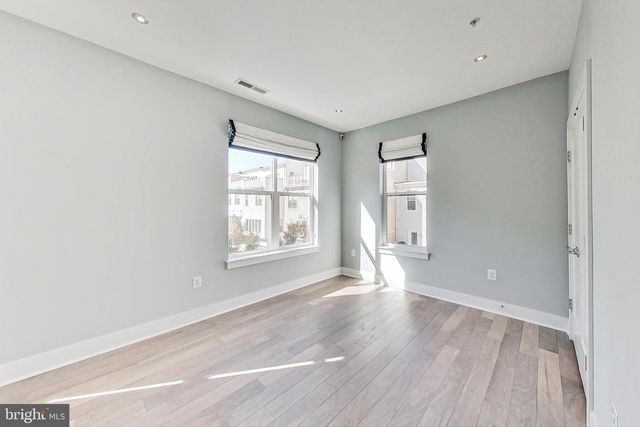 1458 PICCARD DR, Rockville, MD 20850