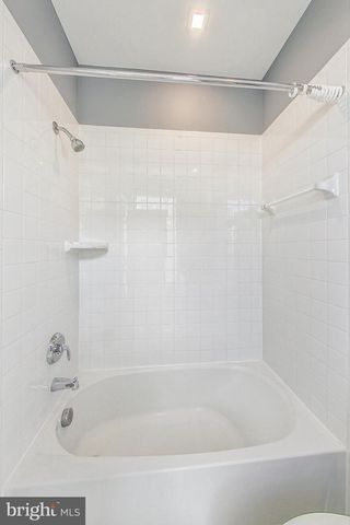 1458 PICCARD DR, Rockville, MD 20850