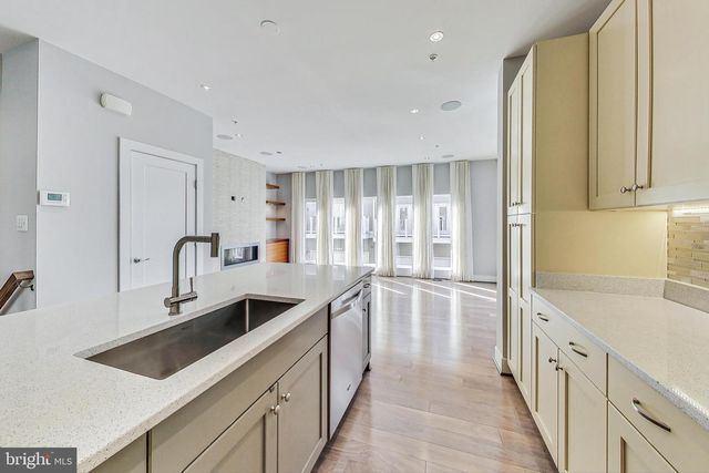 1458 PICCARD DR, Rockville, MD 20850