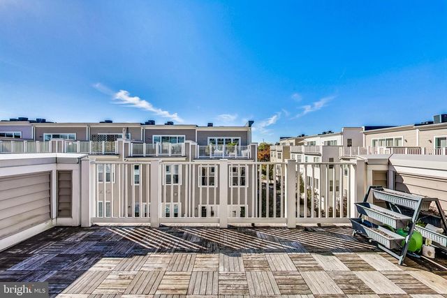 1458 PICCARD DR, Rockville, MD 20850