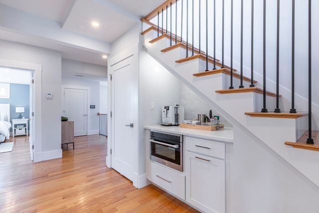 55 Alpine Way 2, Boston, MA 02125