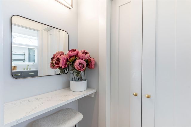 55 Alpine Way 2, Boston, MA 02125