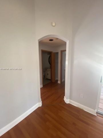 14611 Balgowan Rd 204-1, Miami Lakes, FL 33016