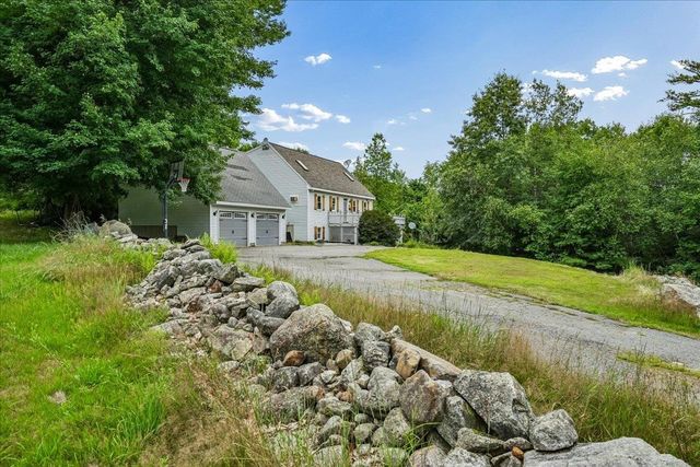 10 Armands Way, Dunbarton, NH 03046