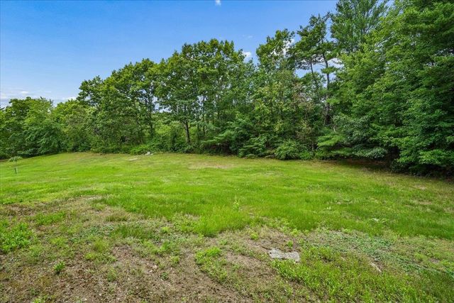 10 Armands Way, Dunbarton, NH 03046