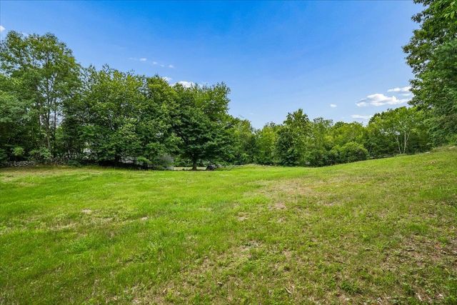 10 Armands Way, Dunbarton, NH 03046