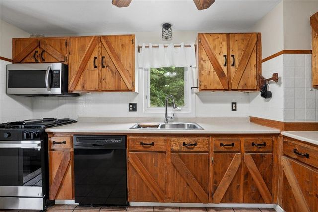 10 Armands Way, Dunbarton, NH 03046
