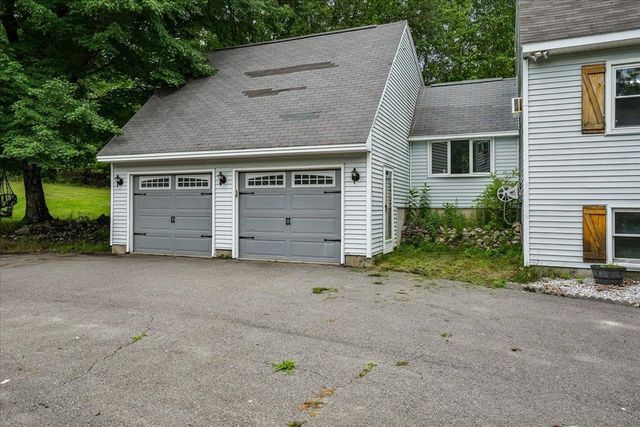 10 Armands Way, Dunbarton, NH 03046