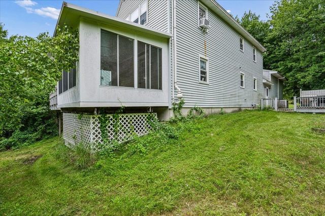 10 Armands Way, Dunbarton, NH 03046