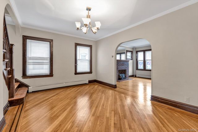 205-22 112th Avenue, Saint Albans, NY 11412