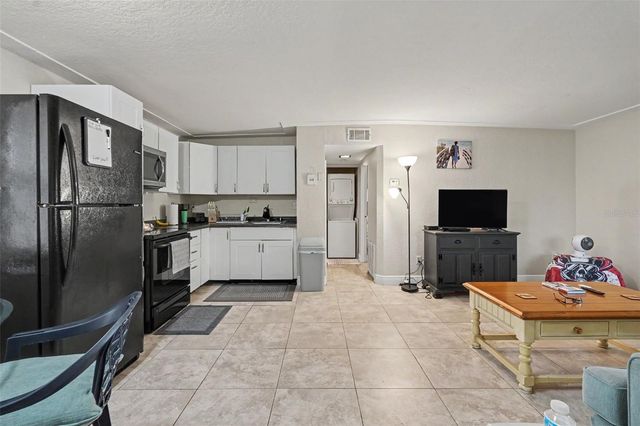 10598 106TH AVENUE, Largo, FL 33773