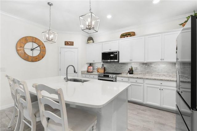 10252 Livorno DR, Fort Myers, FL 33913