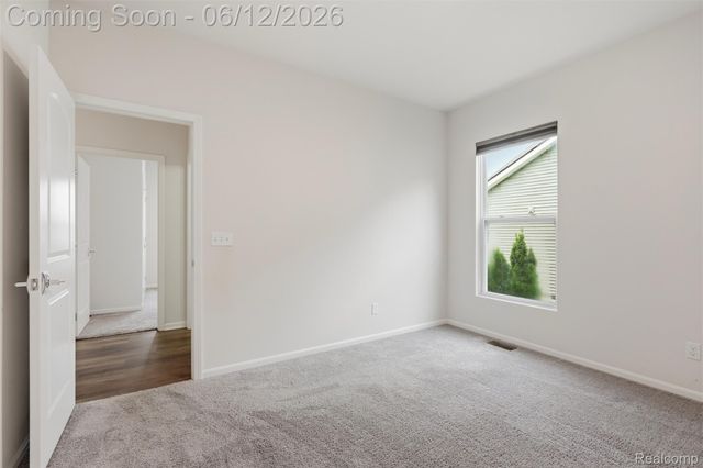 171 Coppice Way, White Lake Charter Township, MI 48386