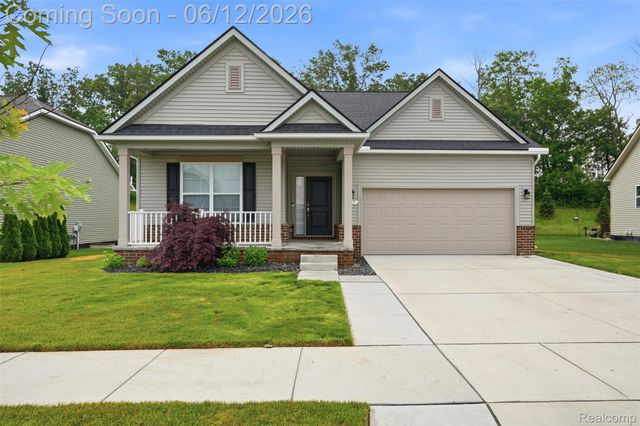 171 Coppice Way, White Lake Charter Township, MI 48386