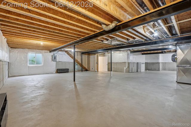 171 Coppice Way, White Lake Charter Township, MI 48386