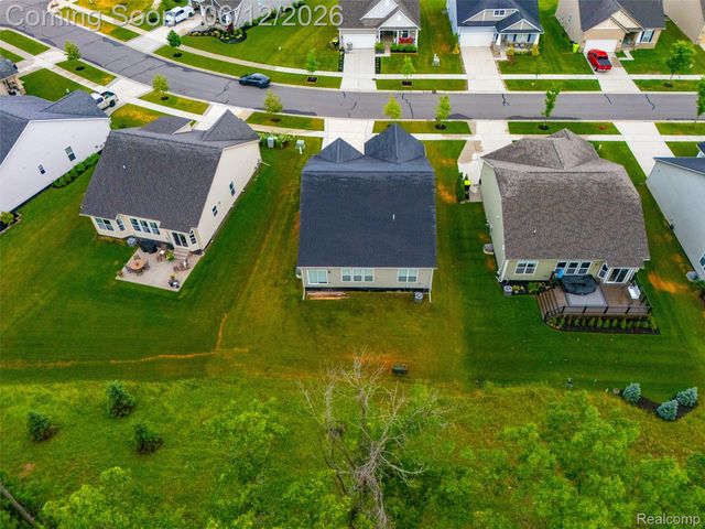 171 Coppice Way, White Lake Charter Township, MI 48386
