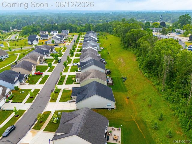 171 Coppice Way, White Lake Charter Township, MI 48386