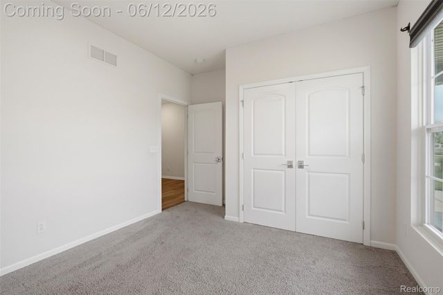 171 Coppice Way, White Lake Charter Township, MI 48386